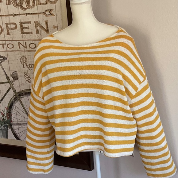 Women’s H&M yellow and white knit, baggy cropped thick striped sweater, SZ XXL - Picture 3 of 11